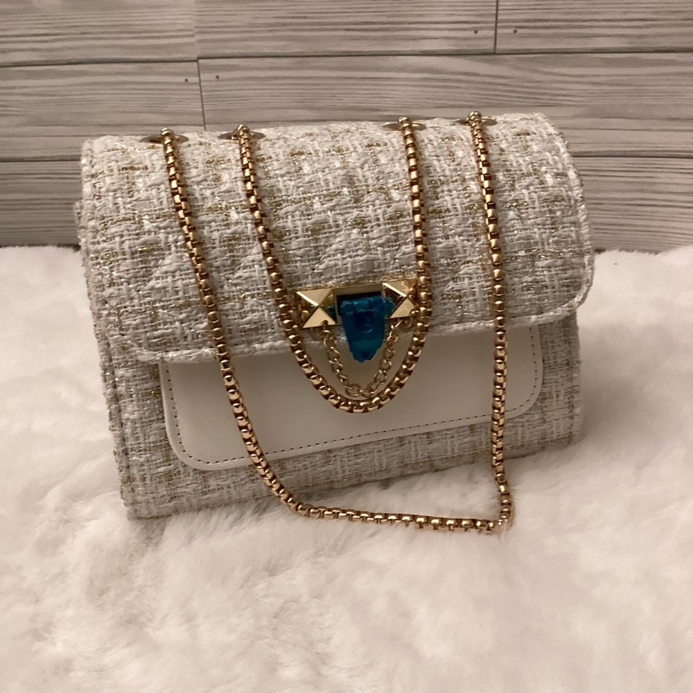 Women’s Trendy Gorgeous Unique Crossbody Purse & Clutch New